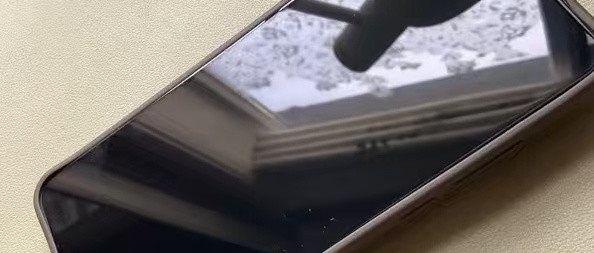 OPPO Find X9 Ultra 手机实测：10倍长焦+AI修图，出门少带相机