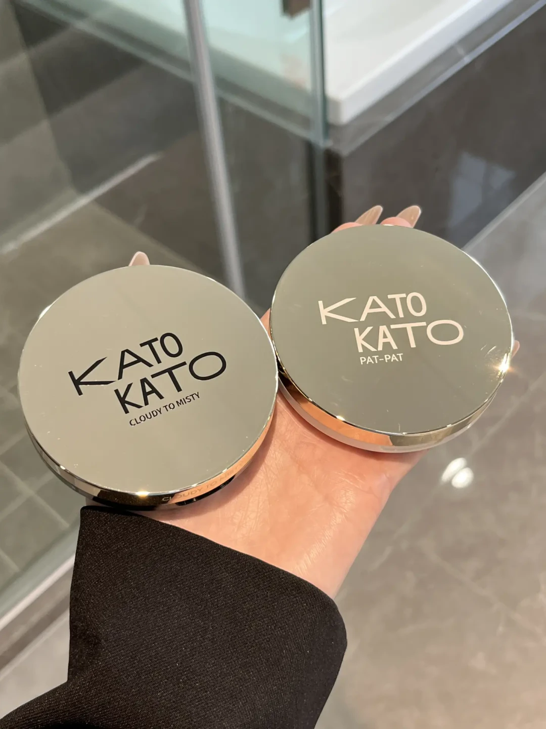 KATO气垫全网都在吹,但一半人买错了:翻完40条跨平台测评,把版本、色号、渠道的坑全整理了