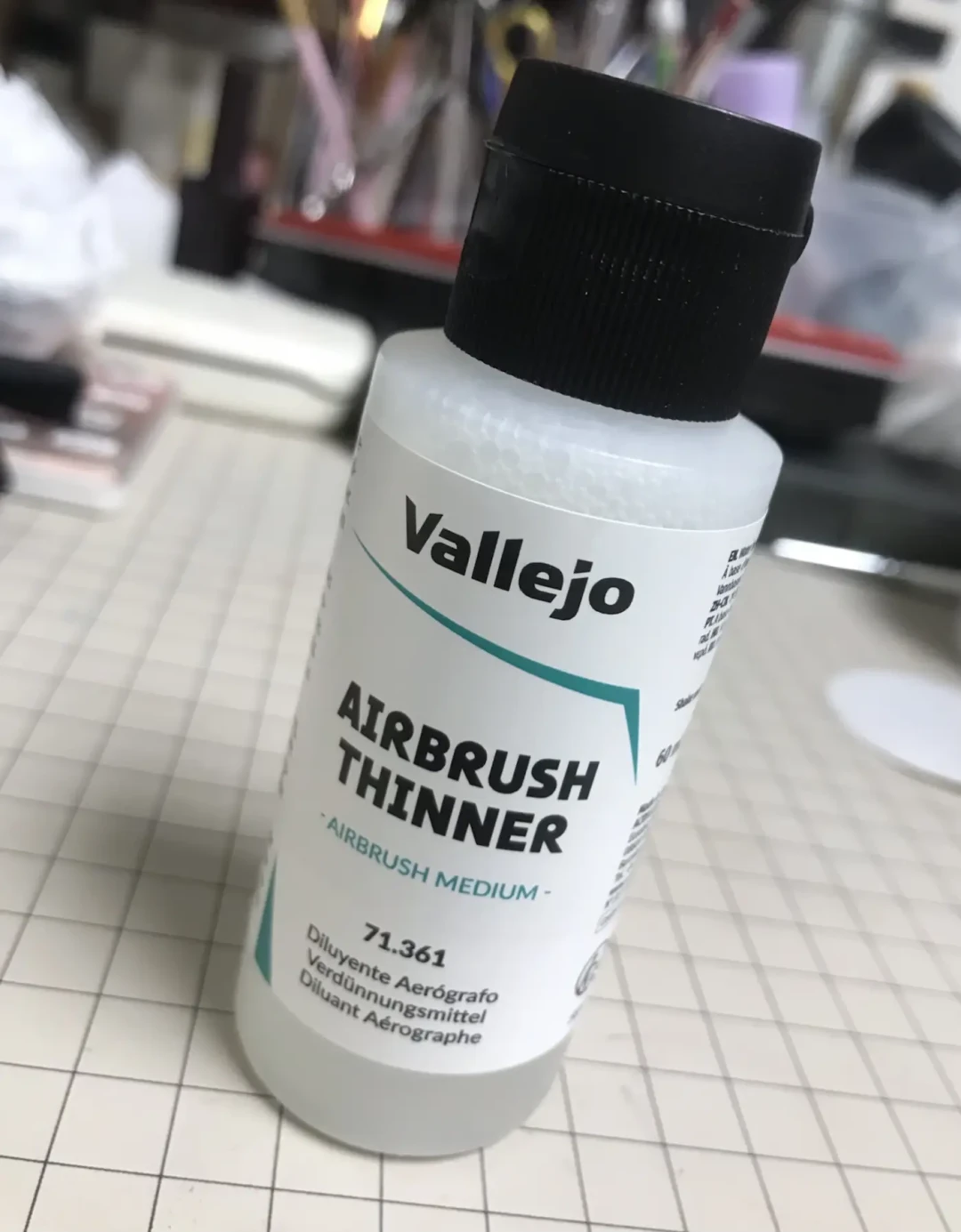 买AV漆别光看色名：70/71/72/69各是一个系列，第一次买对才不白花冤枉钱