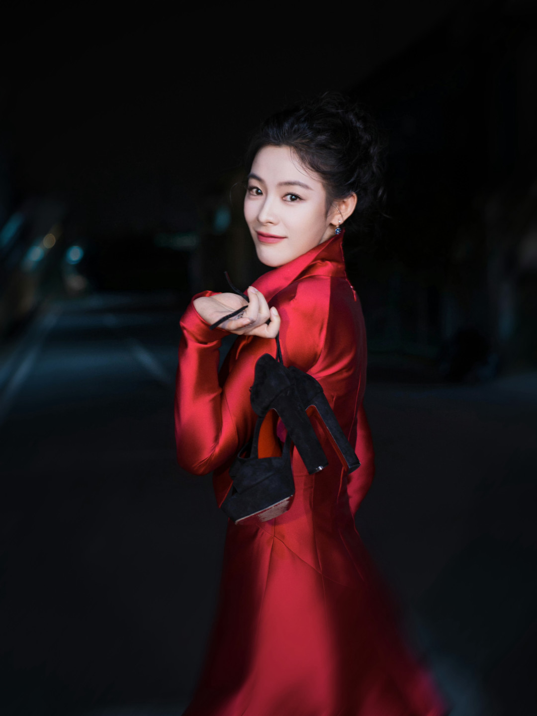 杨紫4次、杨颖8次:数完20多次明星上身记录,我搞懂了Alexis Mabille为什么霸屏内娱红毯
