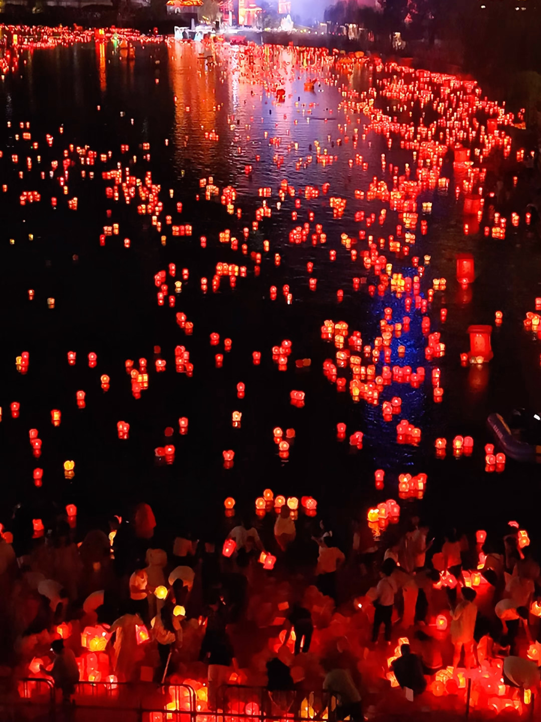 中元节前夜,“倪海厦”又刷屏了:哪些“倪师说”是AI编的?