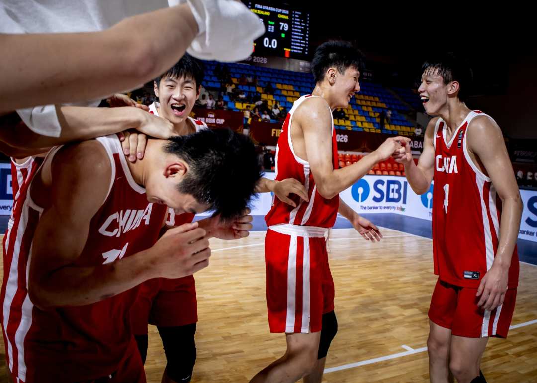 U18男篮亚洲杯决赛79-89:别只骂黑哨,这块银牌有真东西