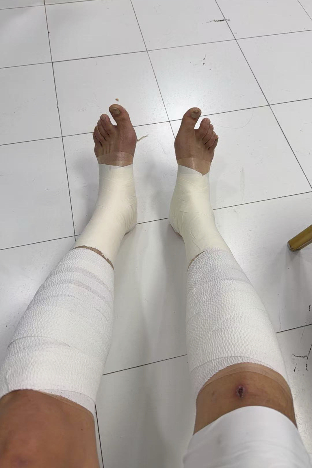 方硕走了,翟晓川油箱还是满的:热身赛首战22分三分6中4,四年三冠的老将还站着
