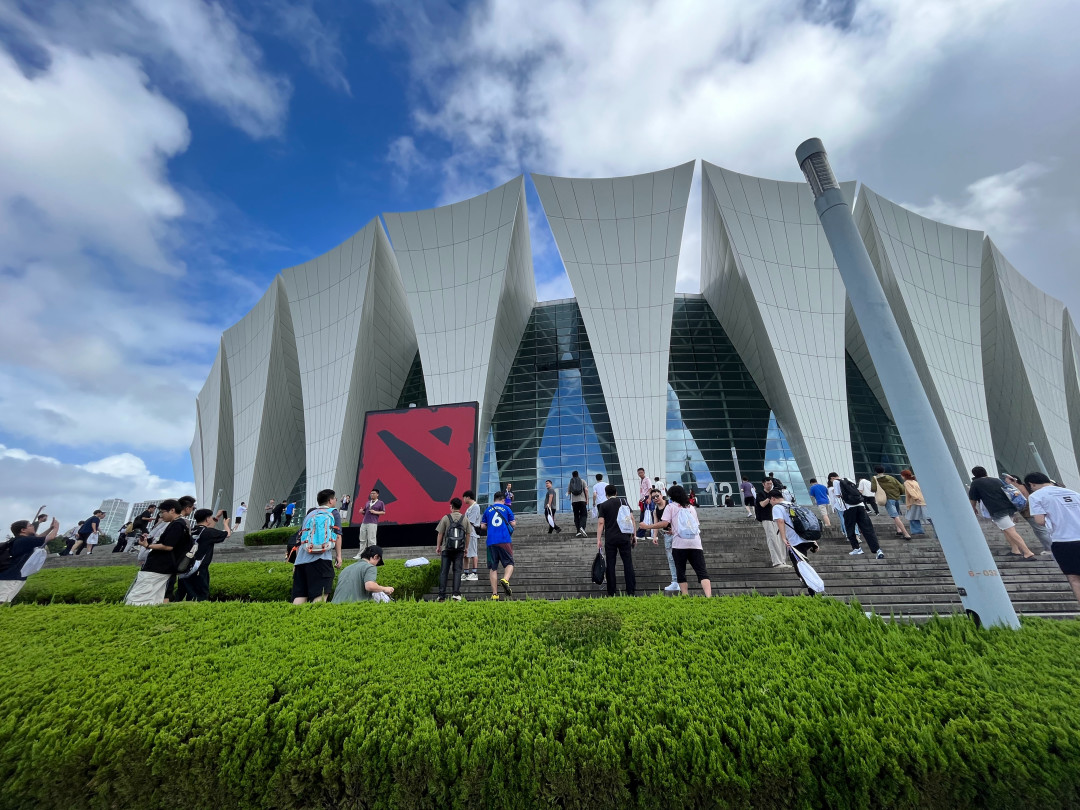 TI15主场,没有一支中国队进八强:XG 1-4、VG当场解散,接下来三件事值得盯