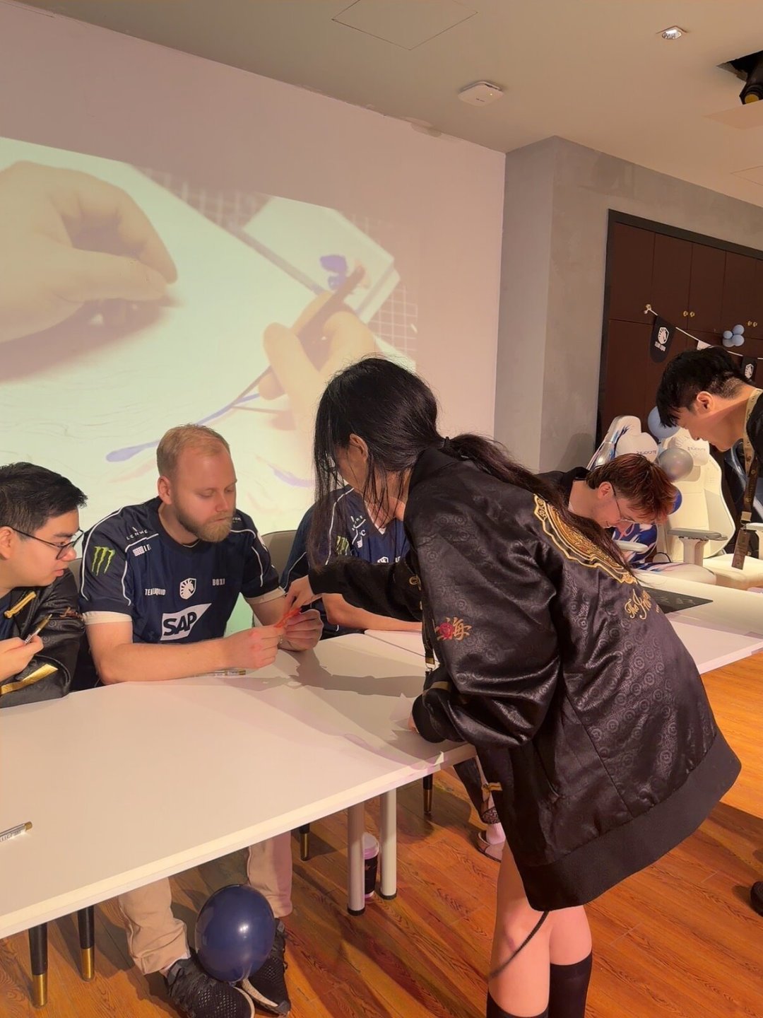Team Liquid的TI15止步败者组第二轮:这场0比2有三笔账要算,还有一个休赛期选择题要答