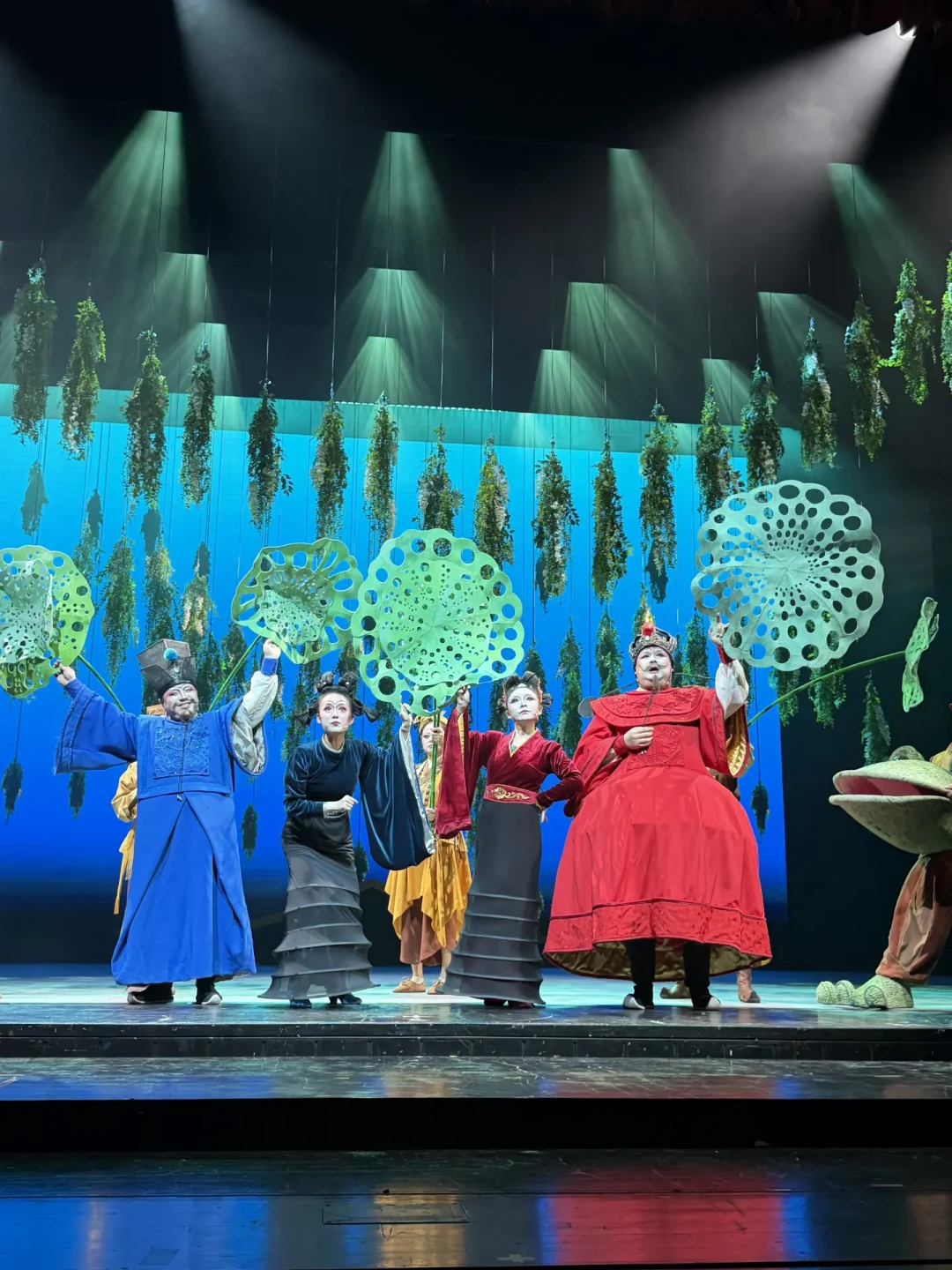 中国儿艺9月片单刚放:口碑最硬的《夜莺》中秋只演3场,《小美人鱼》不是低龄场