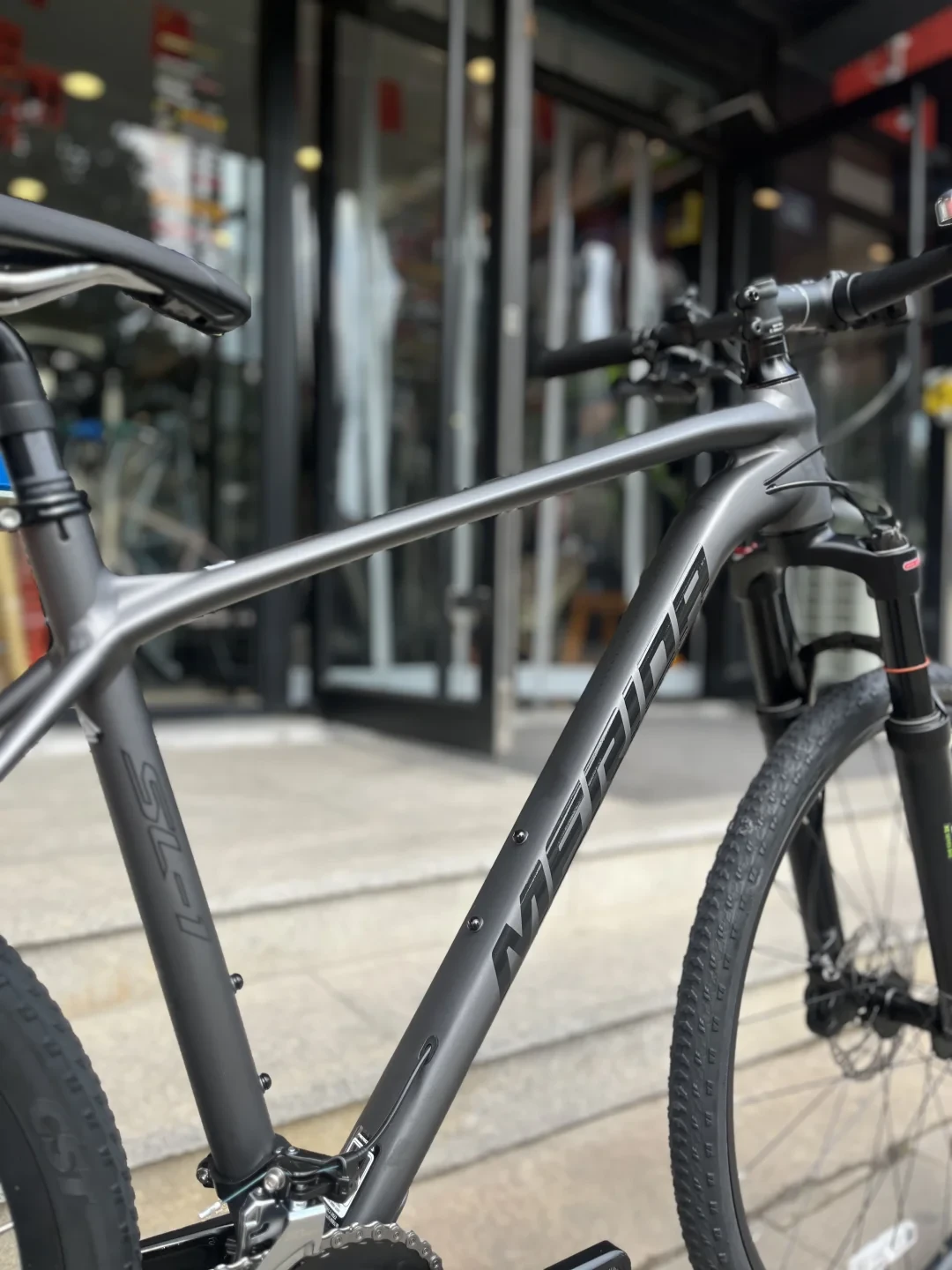 SL1卖3398元、挑3卖3598元、挑6卖3998元、TR900卖7598元:开学季一次捋清美利达挑战者系列五个梯度