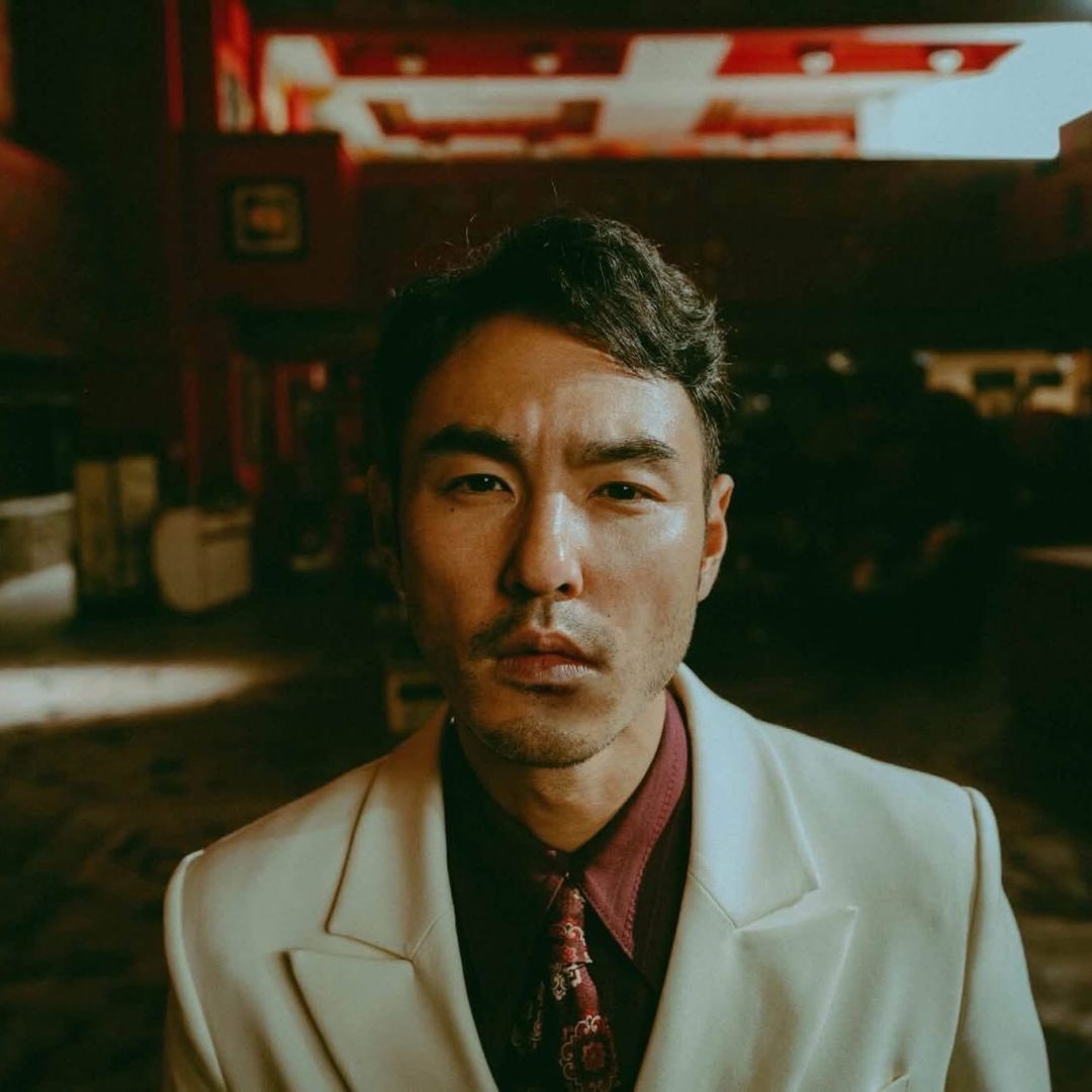 阮经天《阿尔兹海默警探》7天后威尼斯首映，但它不是下一个《记忆碎片》：上映前先把事实、传言和内地路径捋清楚