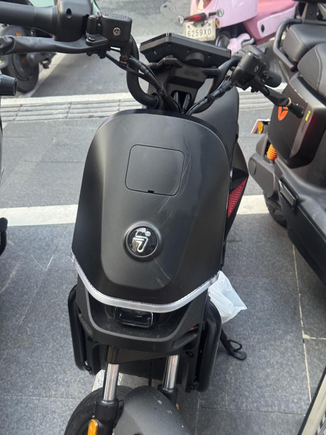 同样花4699元,续航却差出近一倍:九号FZ3 110“AB机”风波,维权和买车前都先查这3处