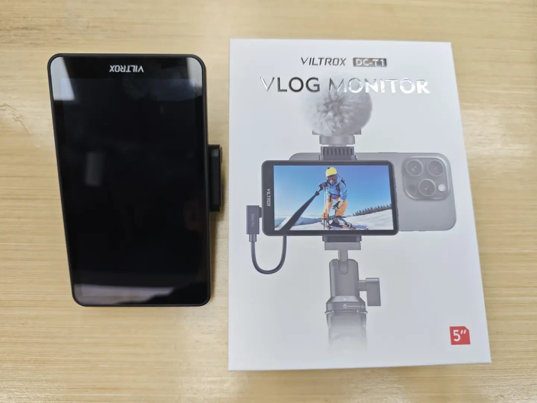 唯卓仕499元新品监视器,评论区第一个问题都是