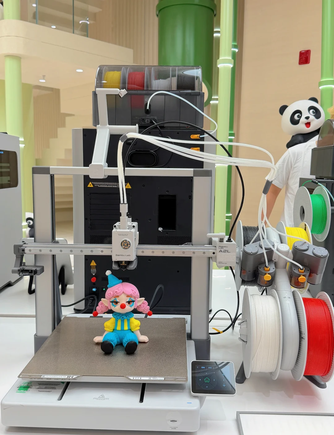 拓竹全国开出200多家店，周末上课要排队：3D打印机终于能“试驾”了，但掏钱前得先想清楚这件事