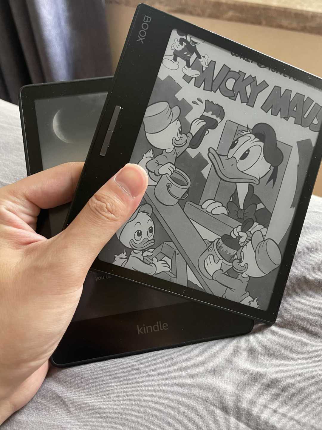 一边说“国产最新款不如十几年前的KPW3”,一边说换了文石“真回不去”:Kindle老用户到底该不该换,我把这周的对比帖翻完了