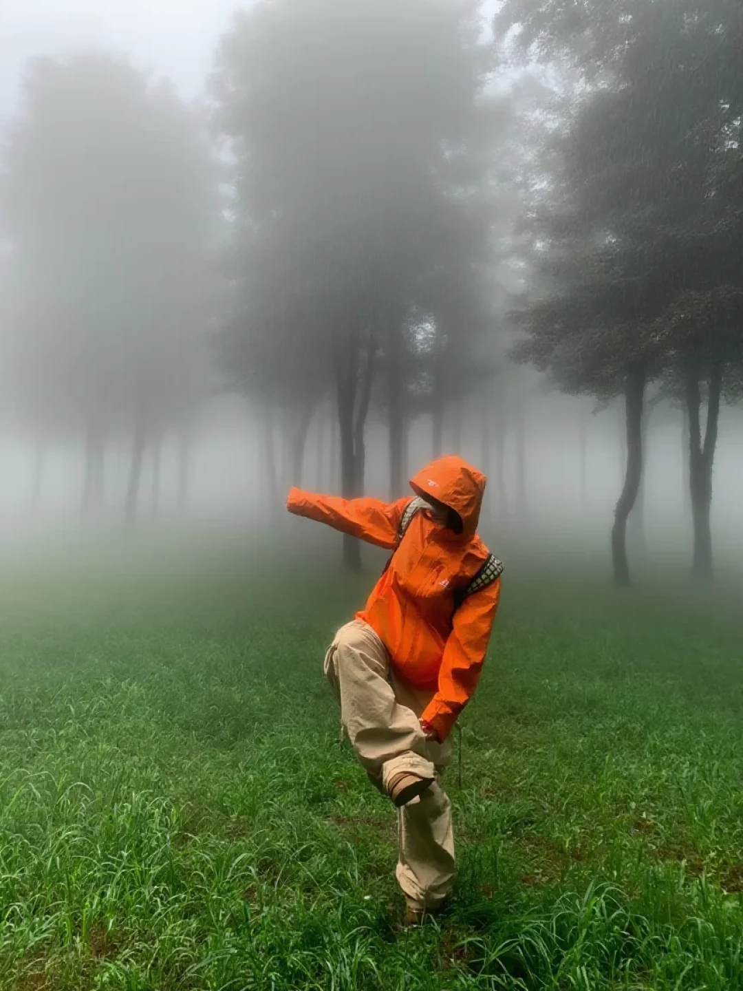 沙德尔14级周四夜登陆：你刚下单的冲锋衣，这周雨水是第一次