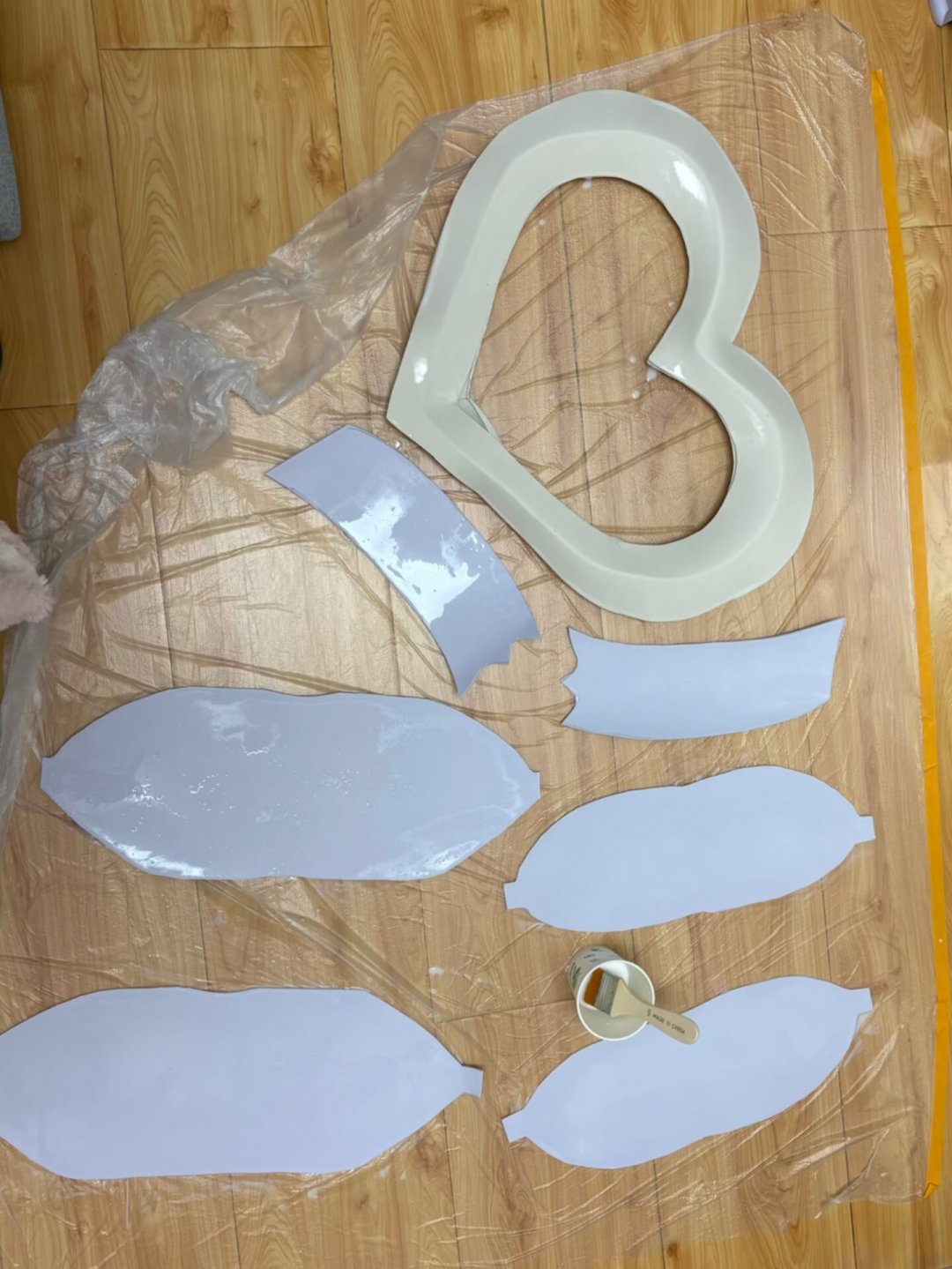 同样是EVA道具，有人做出金属感，有人做出一眼泡沫：我翻完全网的质感教程和翻车求助帖，整理出这5步「去泡沫感」，大多十块以内