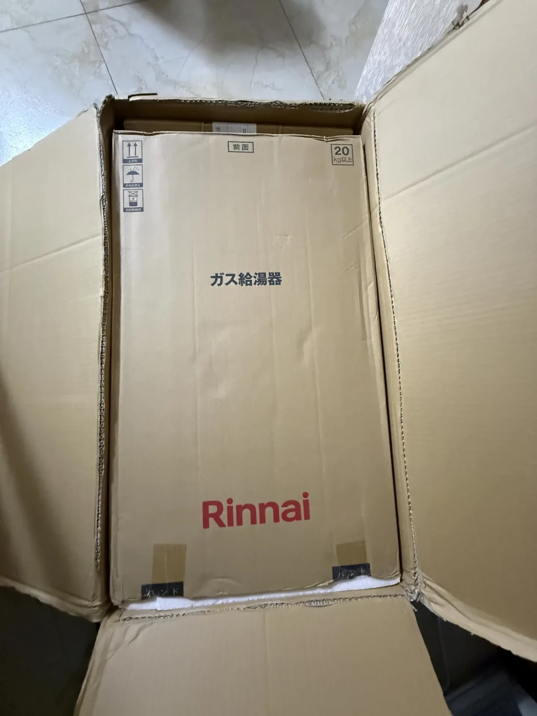 海淘林内热水器,2300块到手和1万块的进口机,差的是你自己扛的风险