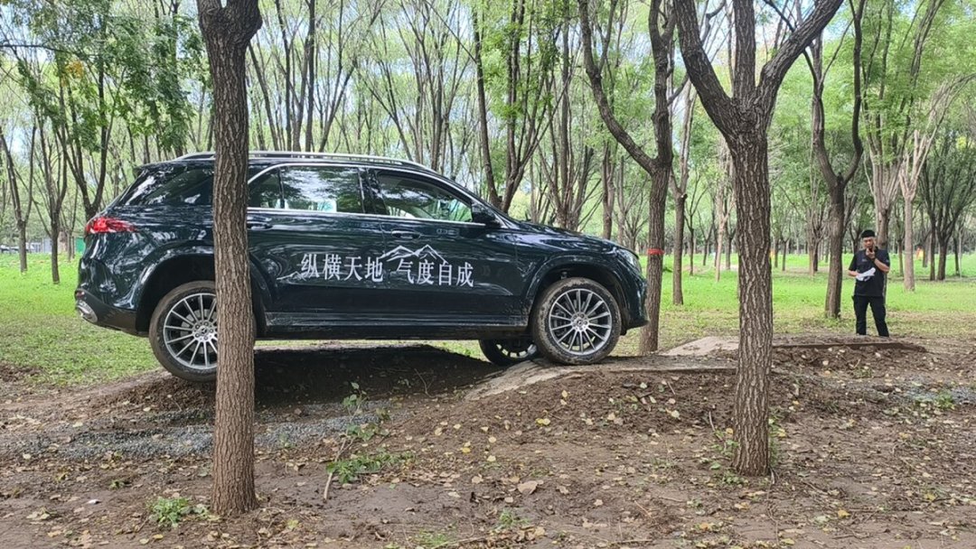 国产GLE 9月上市,预计起售60万:但进口版准新车已挂到48.88万,决定等不等之前,先算这三笔账