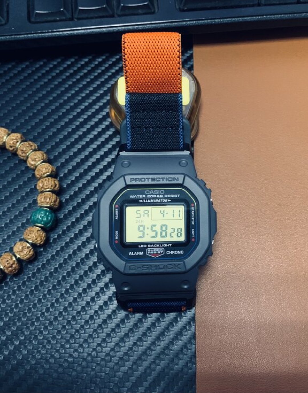 G-SHOCK磁吸小方块二次刷屏:不是海外新款,国行4月已开卖,880元档值不值、会不会臭、硌不硌手,一次说清
