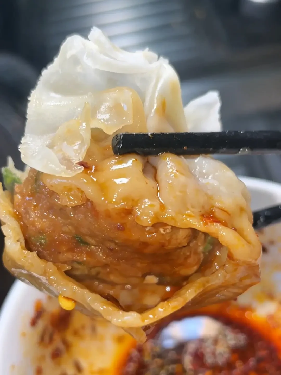 你吃的“杭州小笼包”其实来自嵊州：“碳水之都”今天官宣出道，怎么吃、怎么花、怎么避开人流都在这