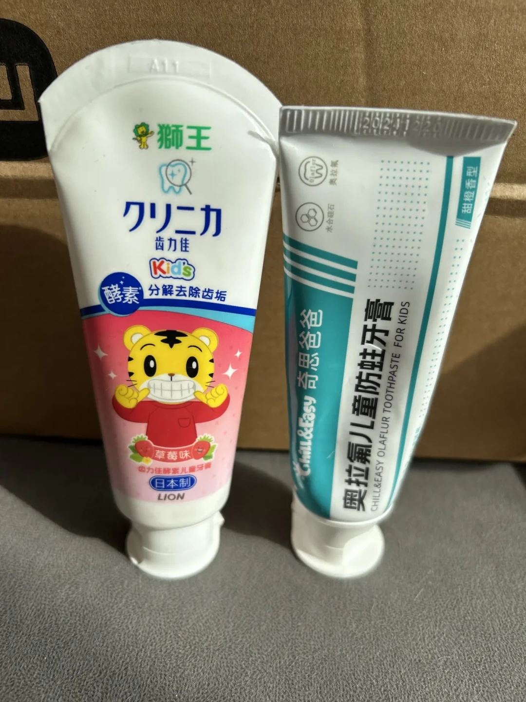 40款奥拉氟儿童牙膏,大半是“概念添加”:愿意为它付溢价的家长,我把真正防蛀的逻辑一次说清