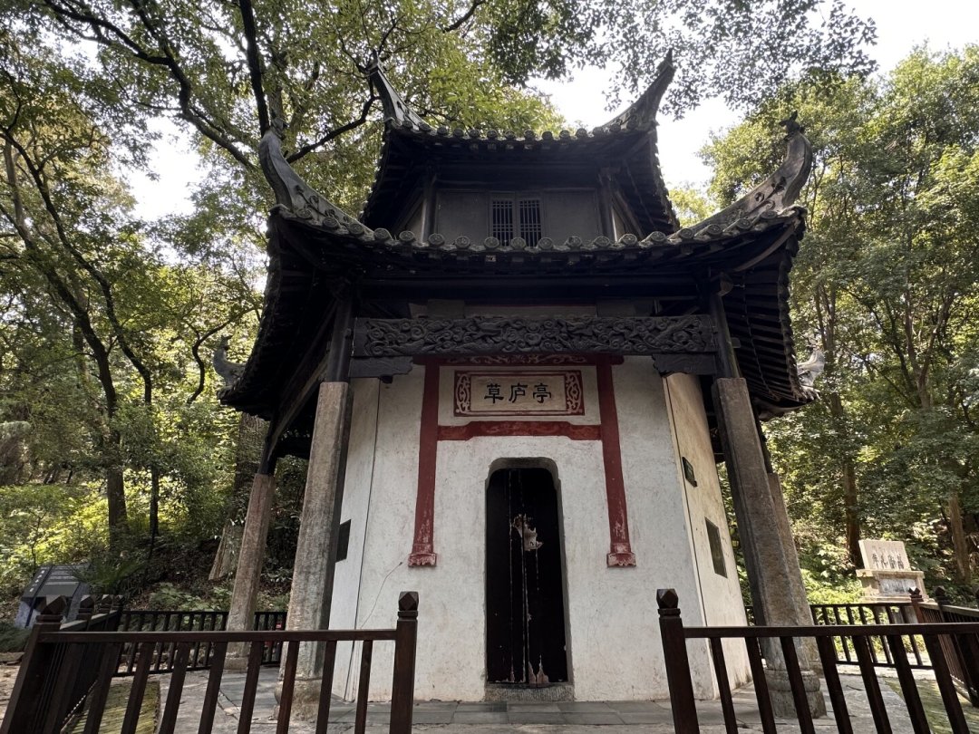 南阳和襄阳争了千年诸葛亮,如今联手发9.9元的卡:“躬耕于南阳”到底在哪、怎么玩,一次算清