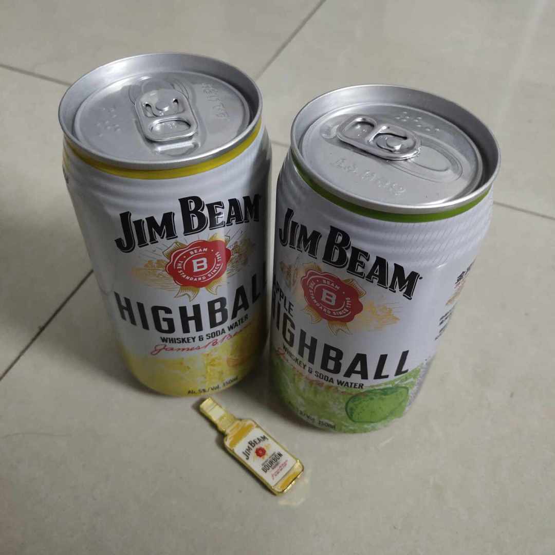 《欢迎来龙餐馆》破17亿,徐福那瓶金宾却被挑出穿帮:剧组为什么总盯着这瓶口粮波本