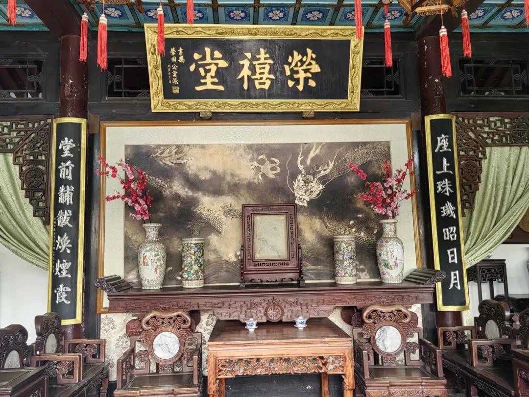 尤二姐被逼死，都骂凤姐？盘完原著六十八、六十九回，我盘出贾母那四次