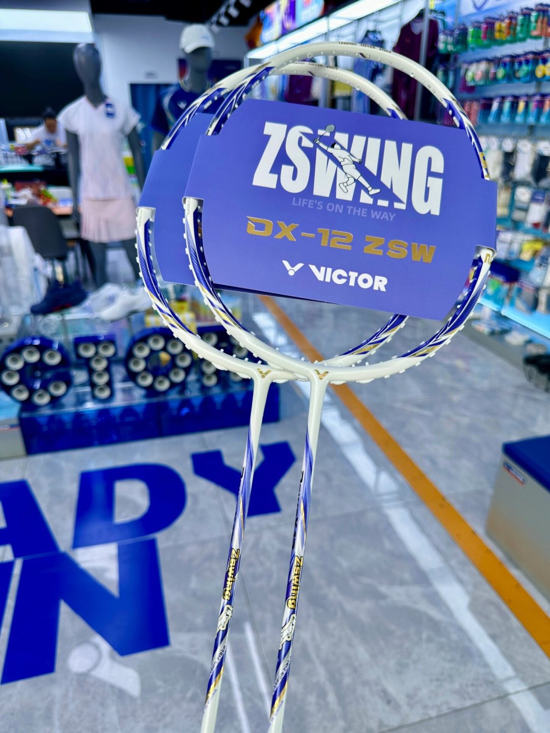 雅思2.0到店:驭12 ZSW国行与海淘差价近370元、口碑两极,这篇把账算清楚再决定买不买