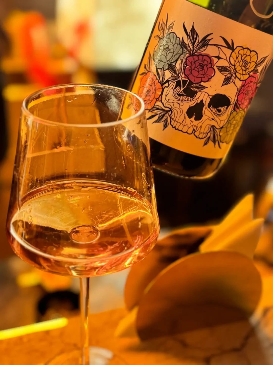 自然酒“不加硫、不上头”?喝完头疼的真正原因,跟硫没关系