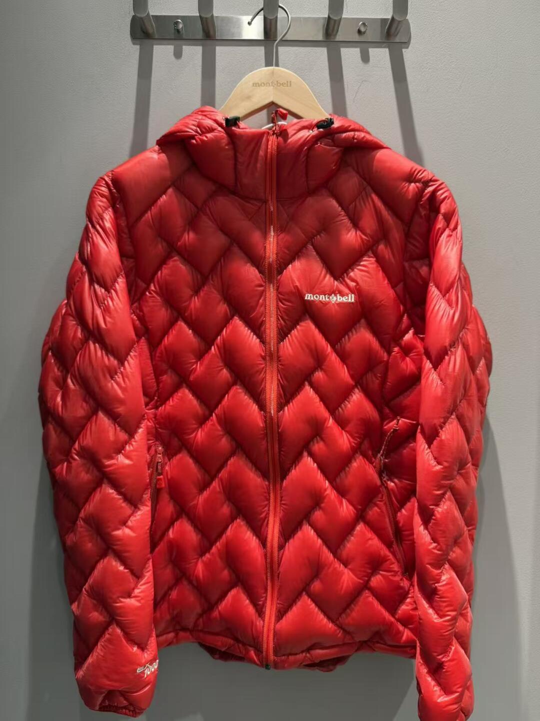 mont·bell羽绒服涨了两年，停手了：26AW新品升级不涨价、白色被砍——800蓬和1000蓬别吵了，看你城市选