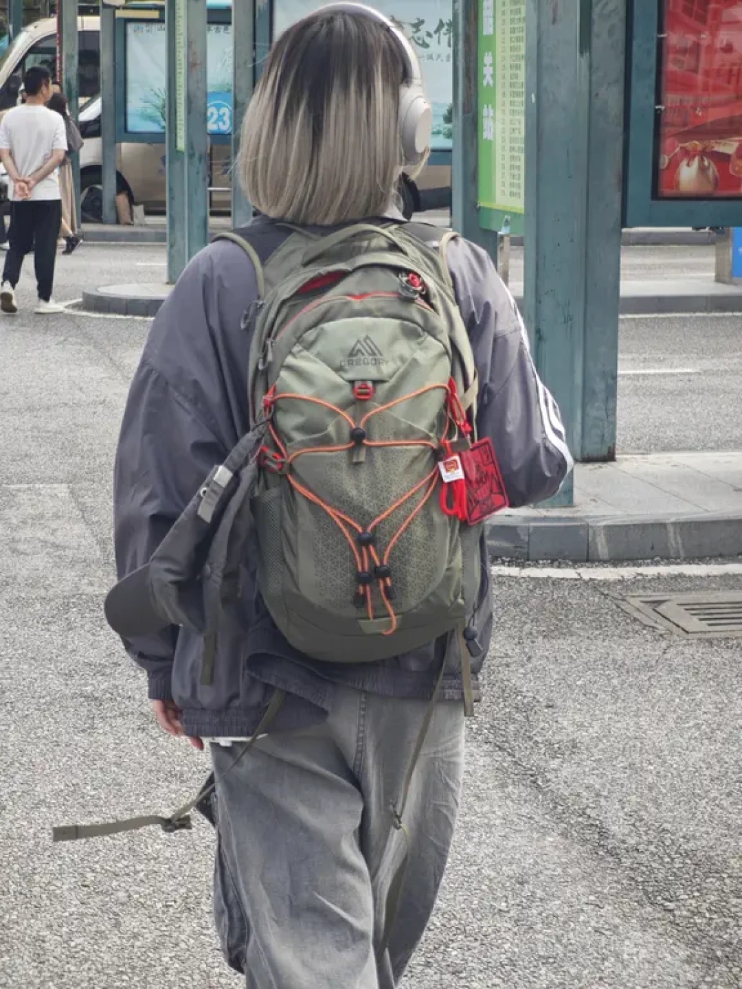 180元的平替真替不了480元的蜂鸟?翻完三平台的实测和吐槽帖,格里高利的钱要按负重花