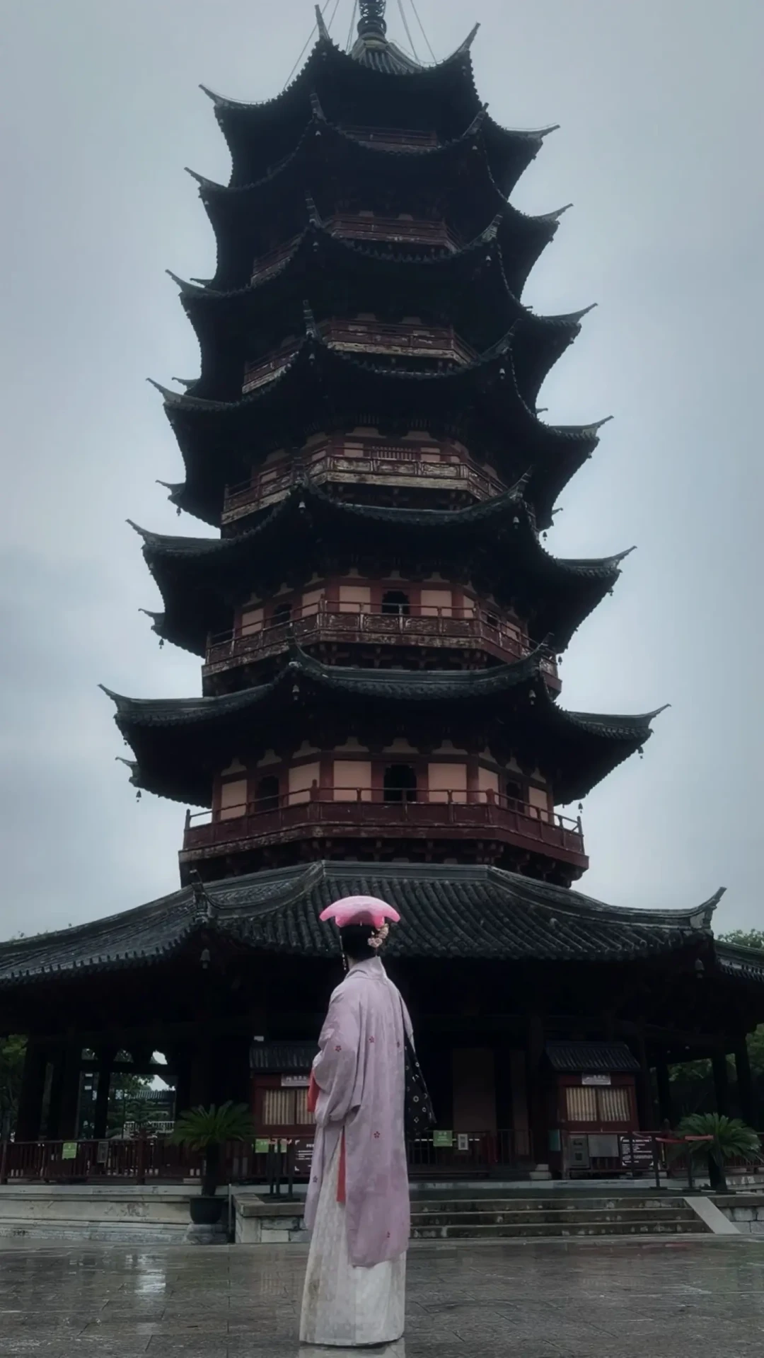 只花6块钱,登一座北宋原装古塔:苏州瑞光塔登塔攻略+星耀盘门夜游,记住16:00前进园
