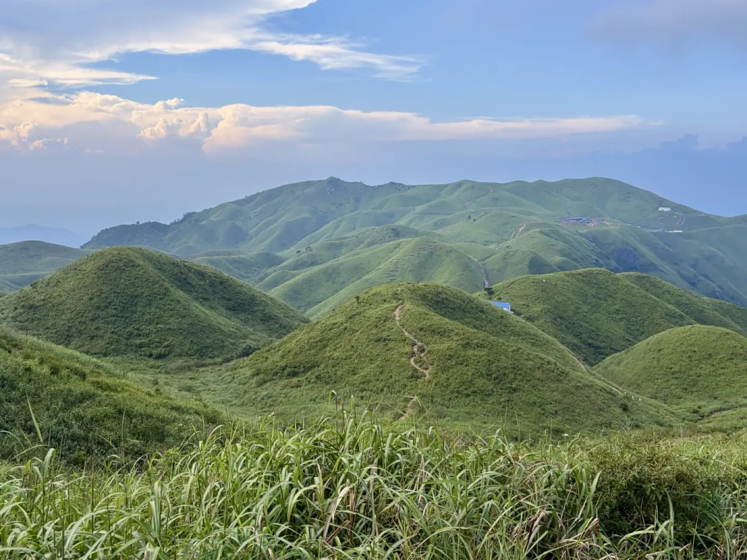 8月武功山山顶营地