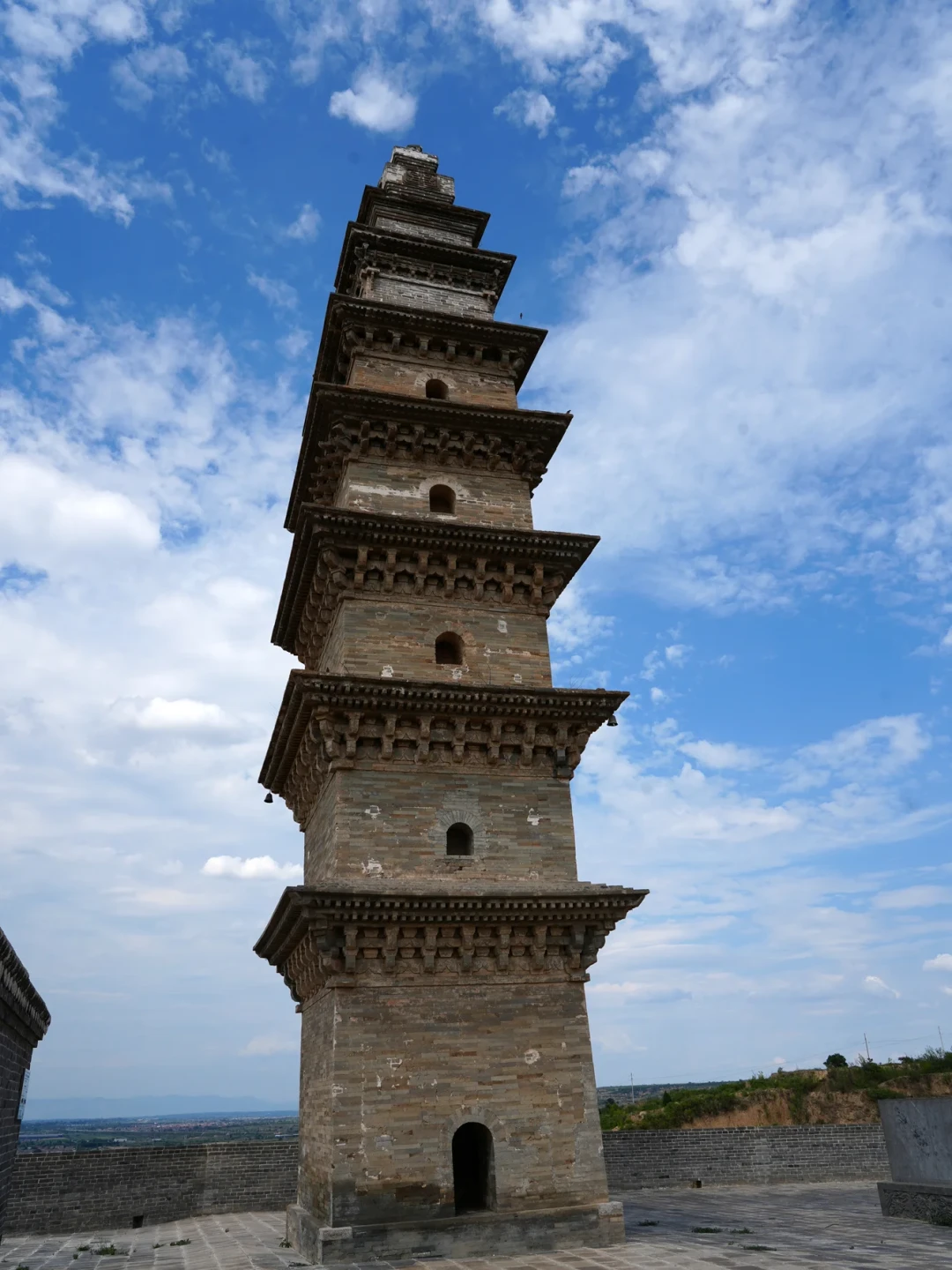 《黑神话:钟馗》取景地被挖出:游戏里的宋塔正在现实里扶正修缮,山西两处冷门国保现在该怎么看?