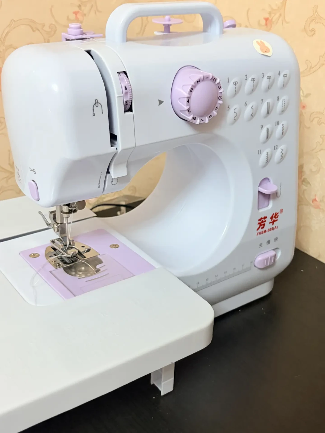 百元玩具机够入门吗？翻完全网真实价格和口碑，我们把第一台缝纫机的档位表做出来了