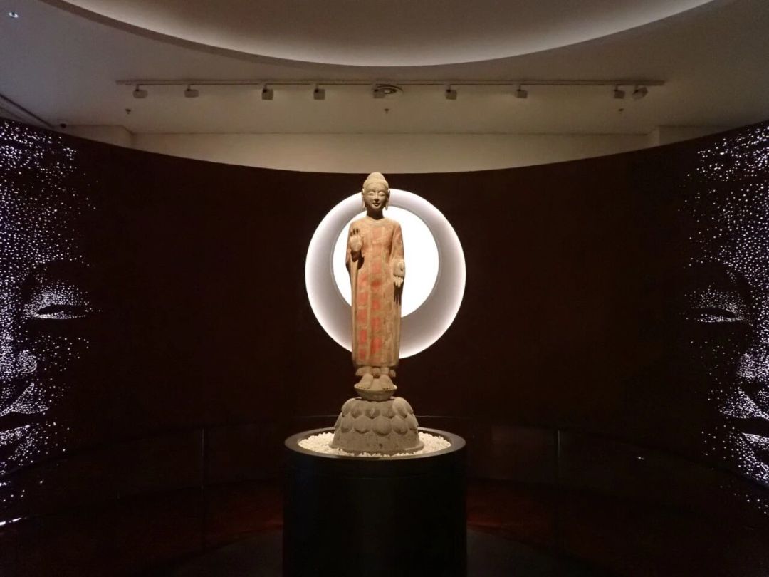 青州微笑巡展登陆广州,78元看62件北朝造像:追巡展还是直奔山东免费本家版