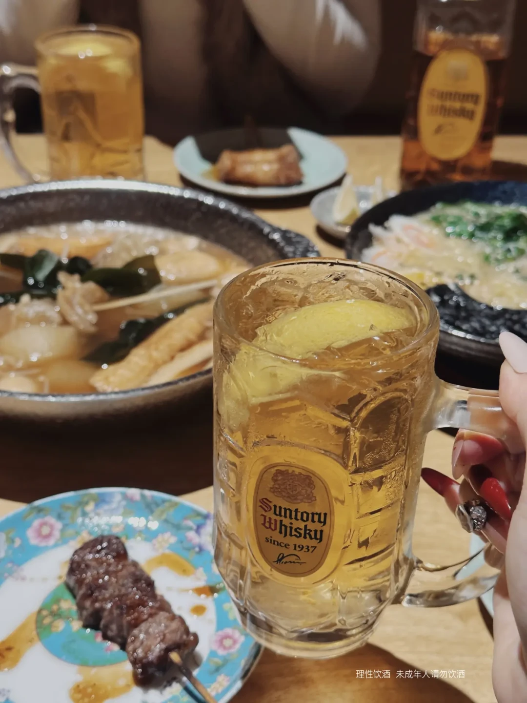 在家调嗨棒像带酒味的气泡水?先把三个变量控住,再谈换酒