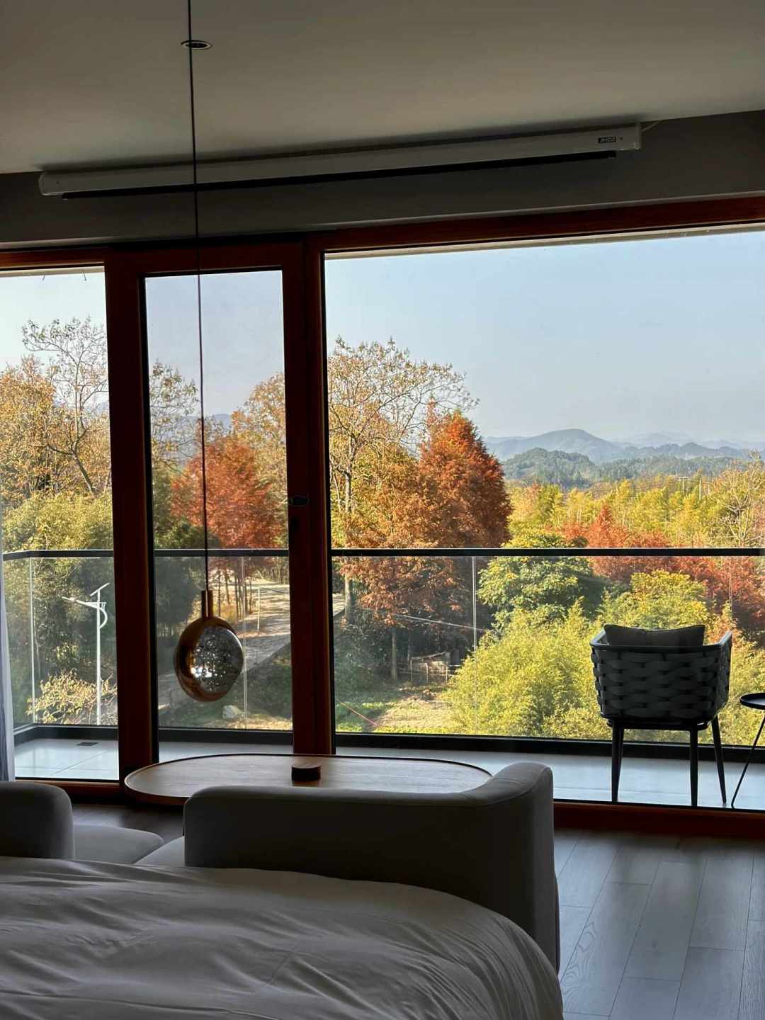 对低精力的人来说,度假是一笔精力账:宅度假先避开这3种“恢复负资产”酒店