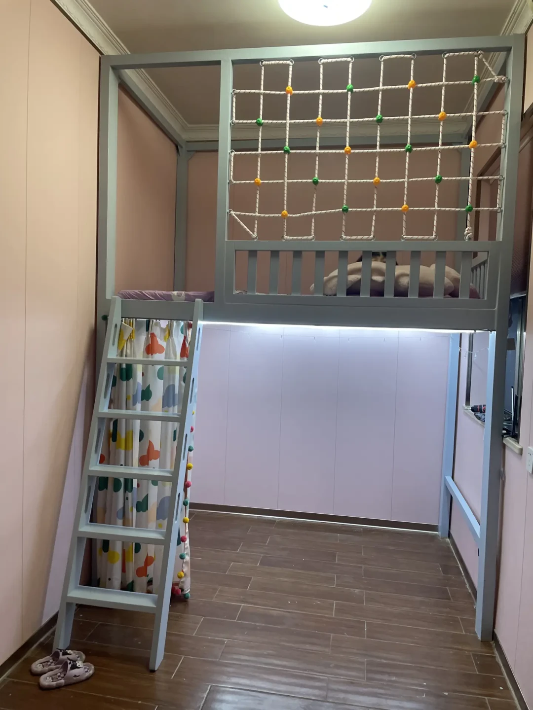 成品买、钢架焊、还是全屋定制？儿童房树屋开工前，先消化这8个翻车教训