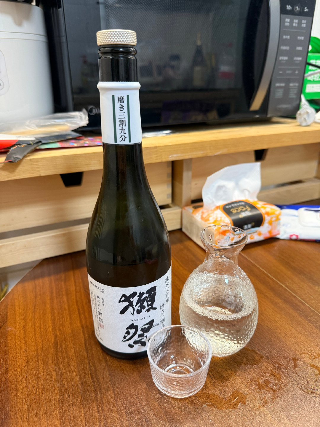 六月泡的果酒到开坛季了:把那瓶獭祭倒进去之前,先算这笔账