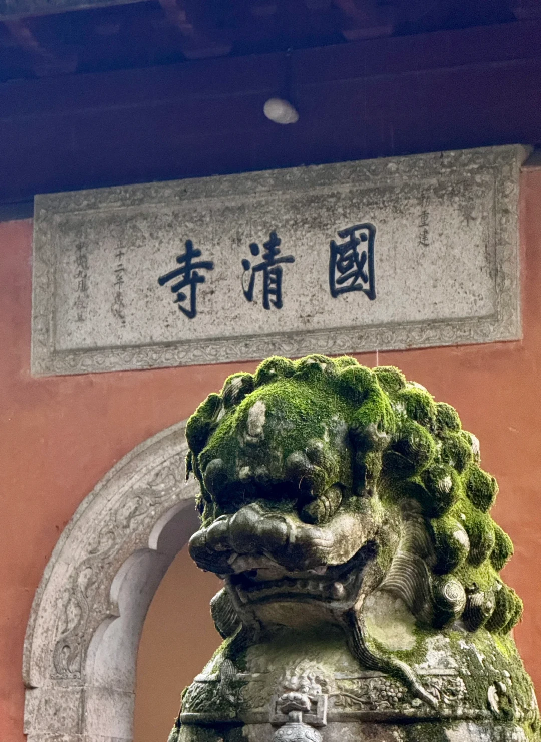 68元的香结账变952元:官方刚整治完,南岳就出了燃香新规,寺庙香的坑一次说清