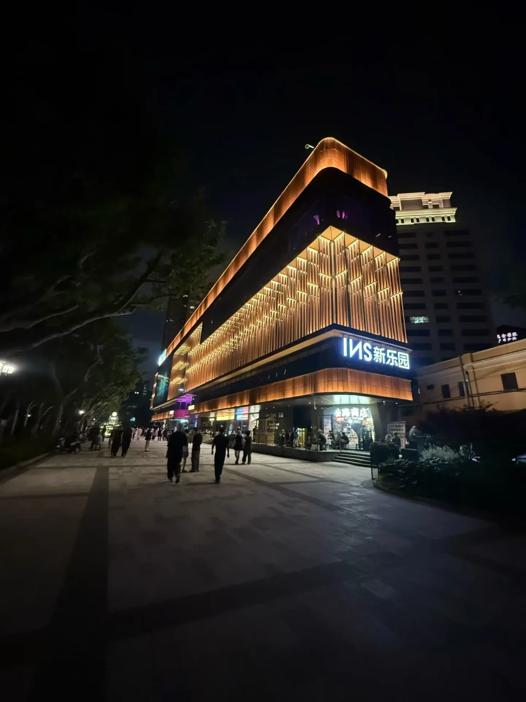 14城“保姆级订台攻略”全出自同一个账号:夜店真实低消长这样