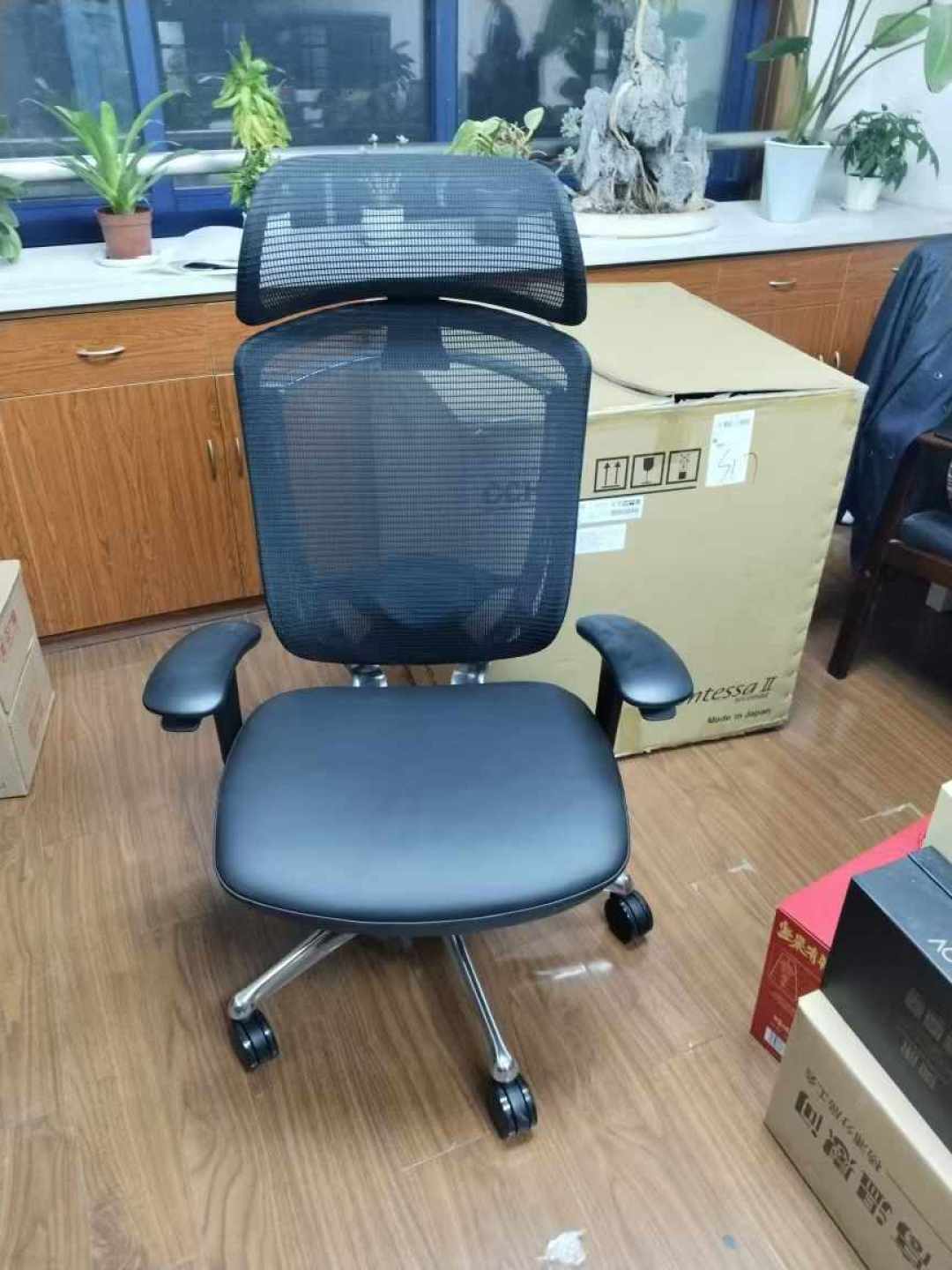 新品一万二，二手三五折：冈村人体工学椅二手行情速查，买前四个坑必看