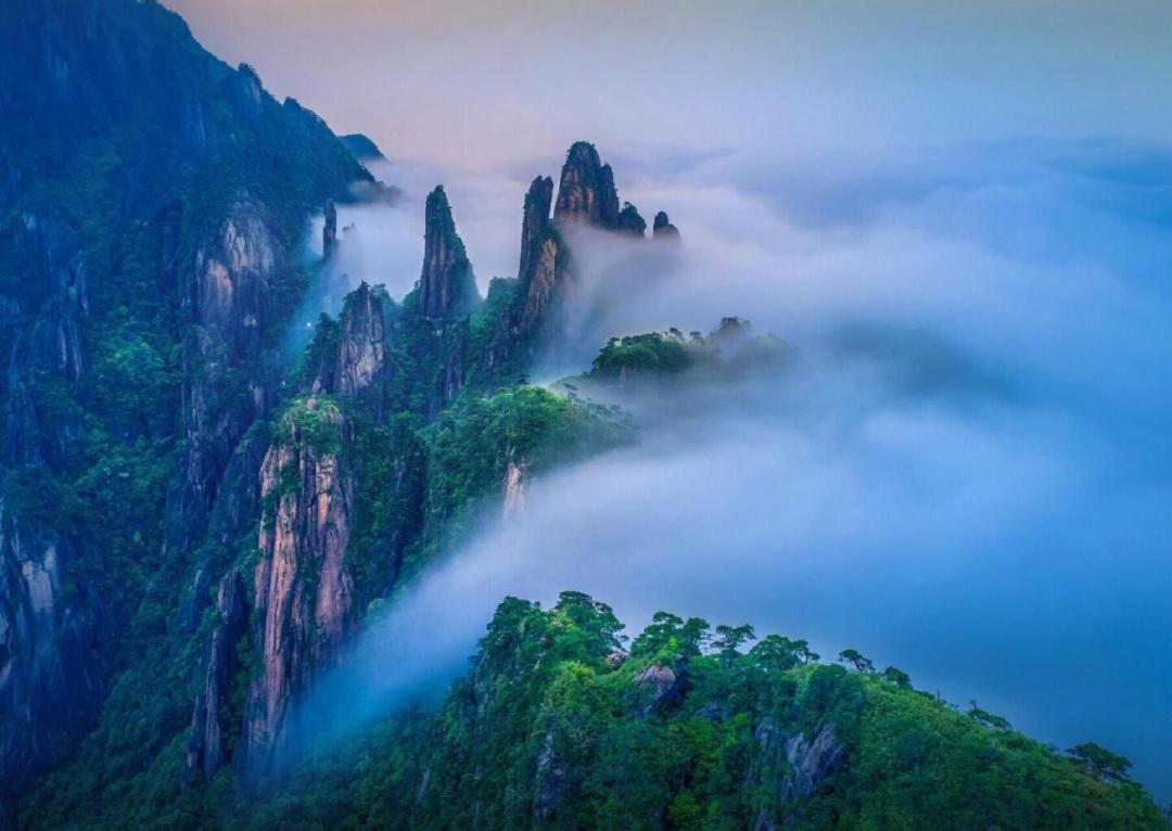 台风“沙德尔”明天登陆,风光摄影师等的是雨停之后:周末想追雨后云海,先核对这4个数字