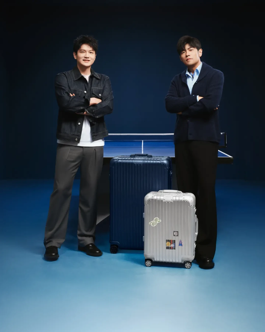 23年后,《三年二班》终于有了男主角:周杰伦樊振东RIMOWA新广告里的彩蛋,和4只出镜箱子的价格
