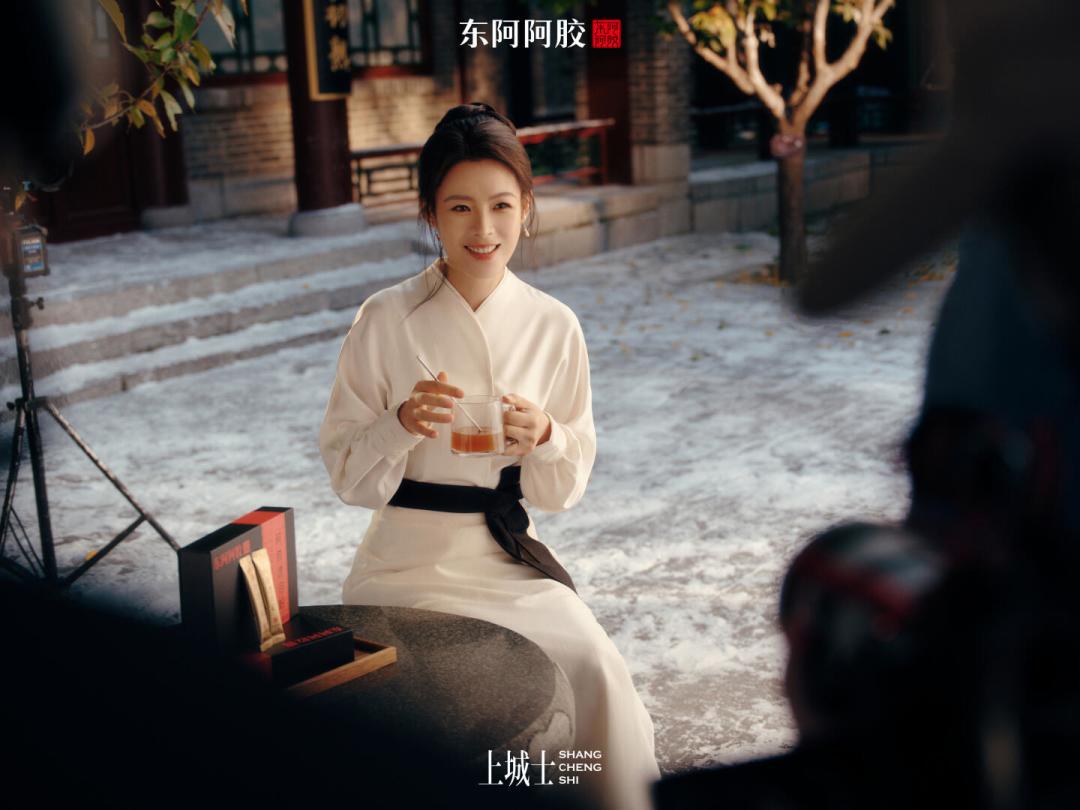 陈丽君代言东阿阿胶“升title”传闻今日刷屏:38小时卖450万,东阿阿胶到底图什么?