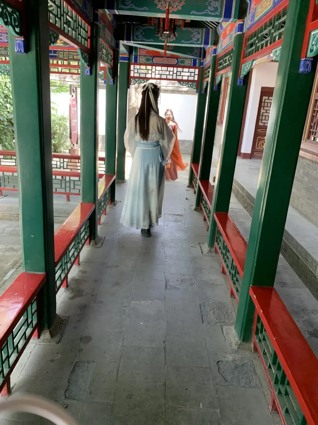 贾府面积是故宫的78%?拿原著核了一遍:能坐实的只有约四分之一,但就这四分之一已经够吓人