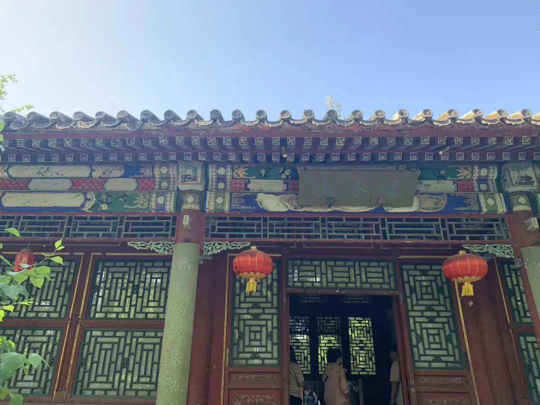 贾府面积是故宫的78%?拿原著核了一遍:能坐实的只有约四分之一,但就这四分之一已经够吓人