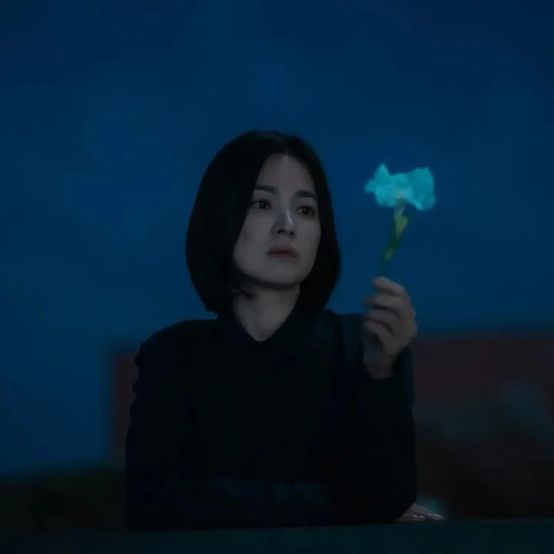 「冬天太冷,明年春天再死吧」:《黑暗荣耀》播完三年半,全网刷屏的为什么是这句