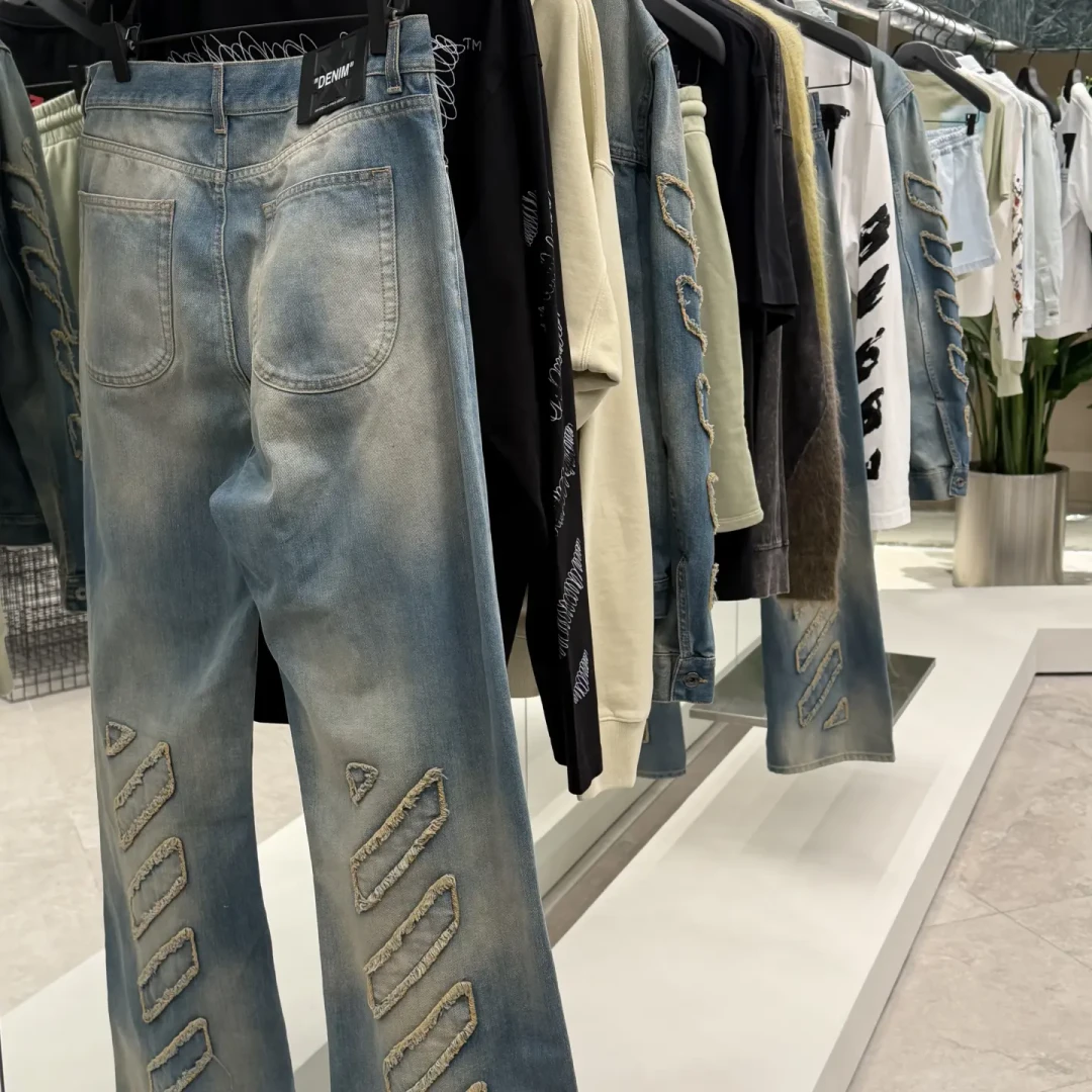 关掉了内地所有门店的Off-White，悄悄回来了：定价直接砍半，下手前先把这份渠道账看明白