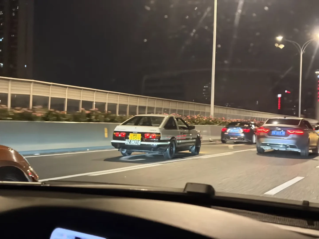 收台经典跑车,先整备什么?R36和Boxster的真实账单里,藏着答案